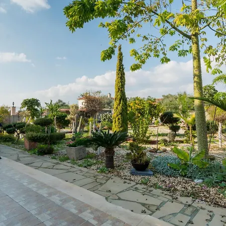 Sanders Ipsonas - Generous With Balcony * Ypsonas