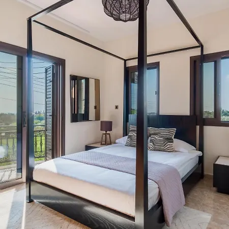 Villa Sanders Ipsonas - Generous With Balcony