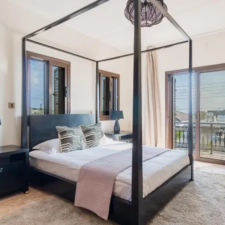 Sanders Ipsonas - Generous With Balcony Villa *