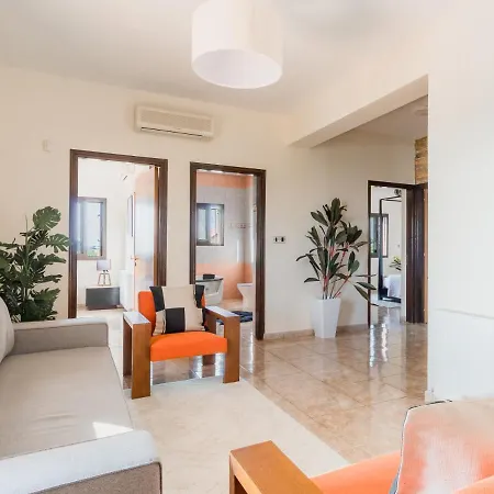 Sanders Ipsonas - Generous With Balcony Villa