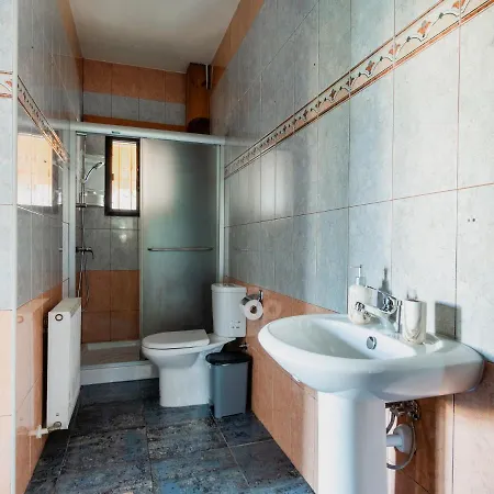 Sanders Ipsonas - Generous With Balcony Villa